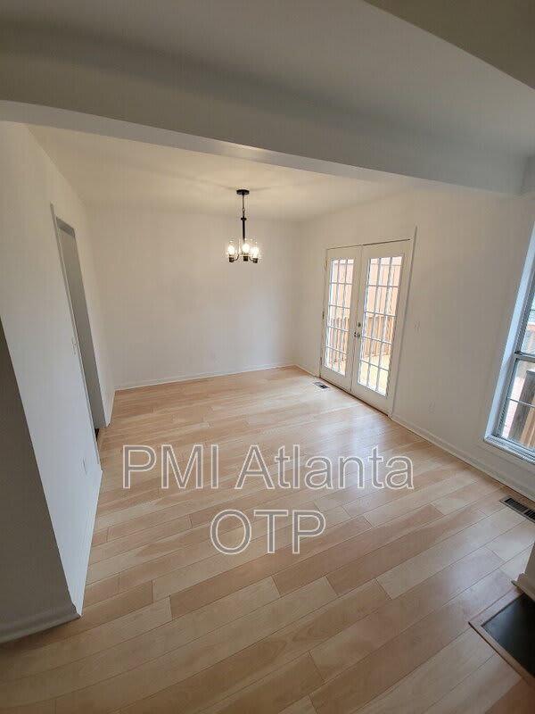 1782 Millview Dr – photo 5