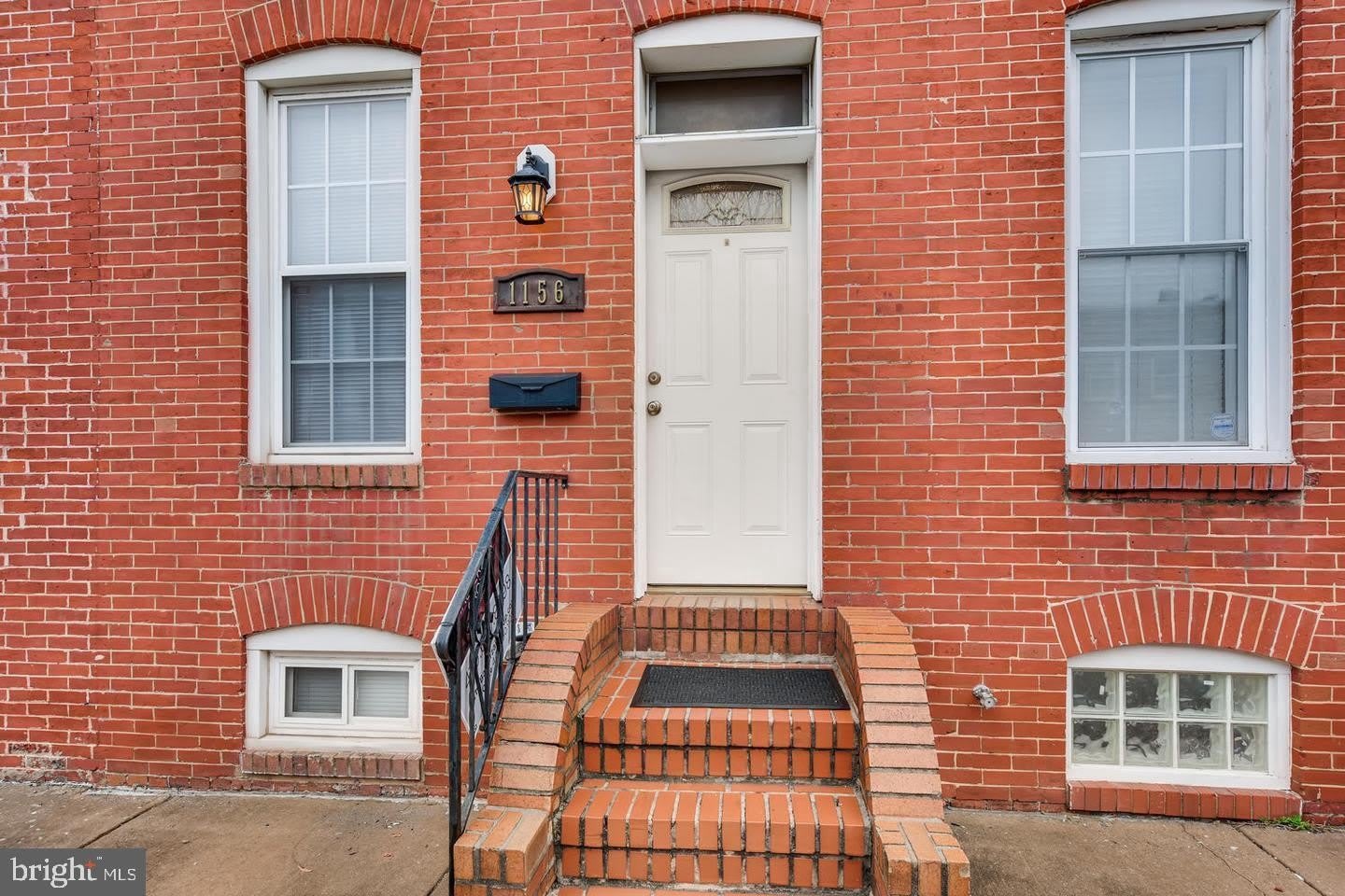 1156 SCOTT Street – photo 1