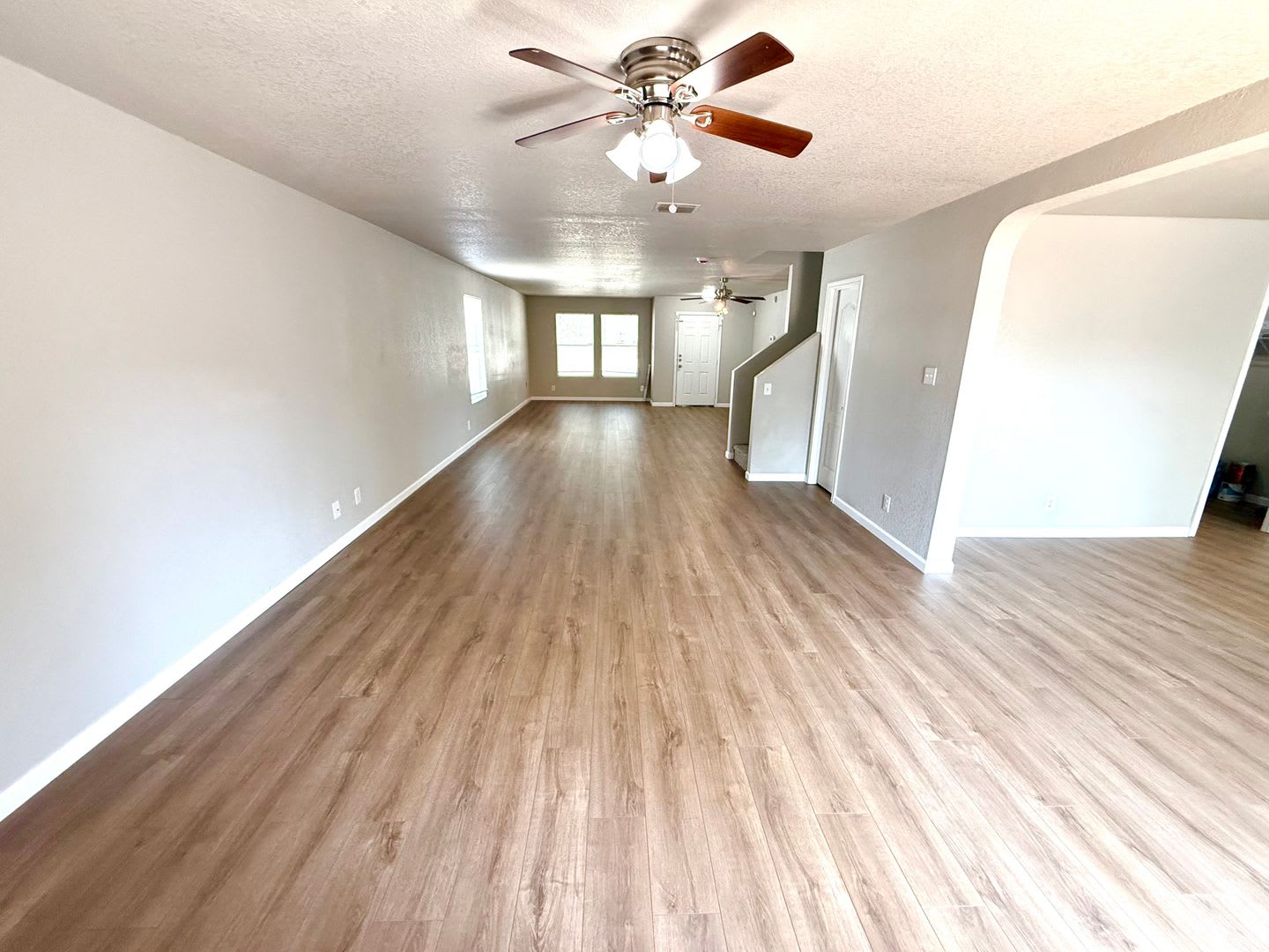Spacious 3-Bedroom Home with Upstairs Loft & Fenced Backyard! – photo 5