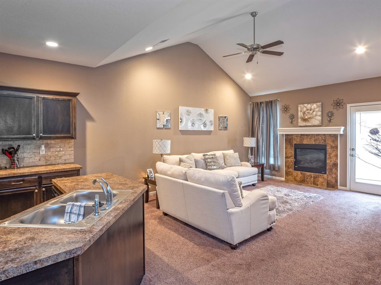 Peregrine Valley Duplexes – photo 3