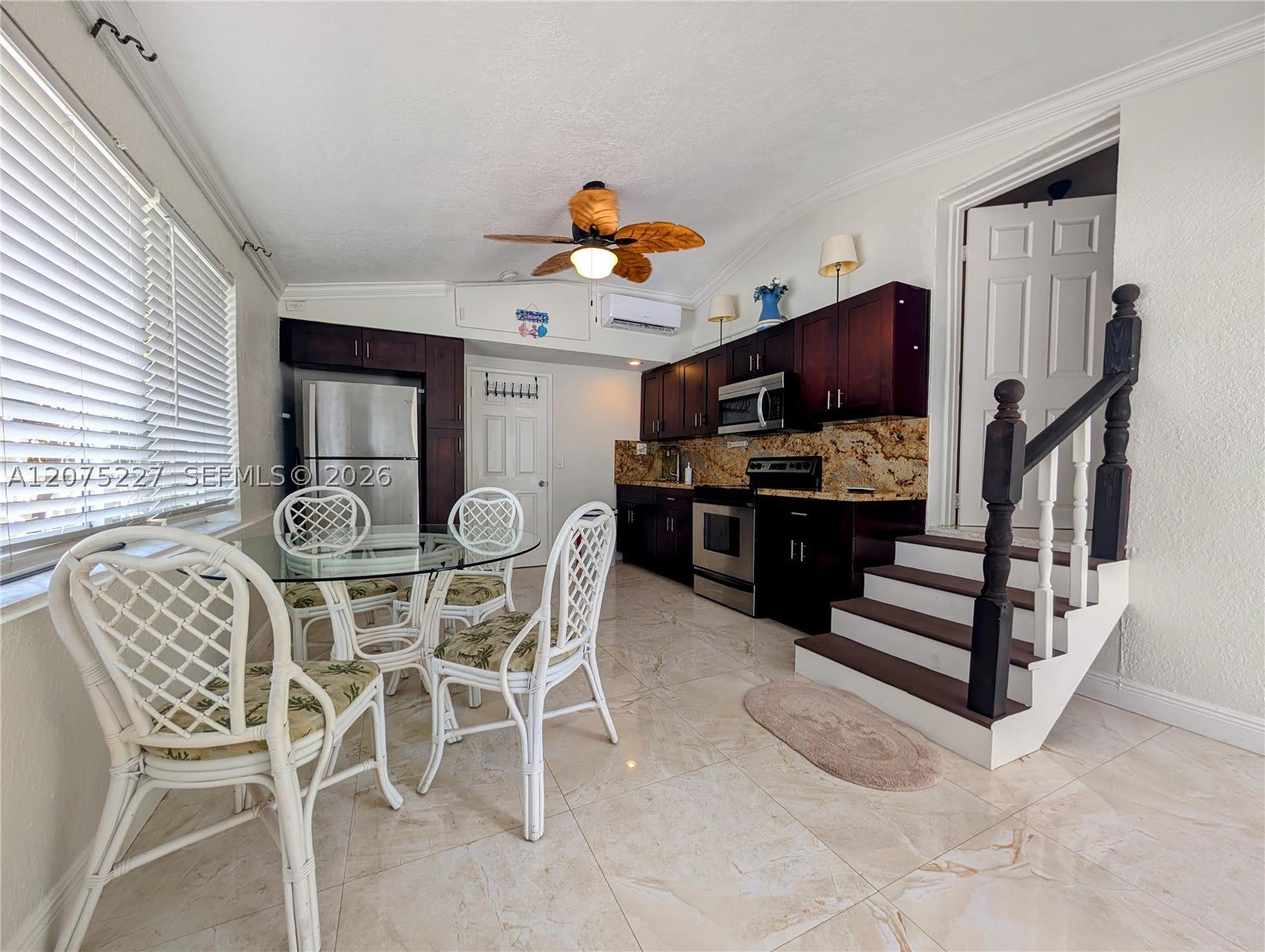 3221 NE 7th St – photo 3