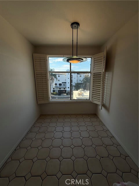 4313 Van Nuys Boulevard – photo 5