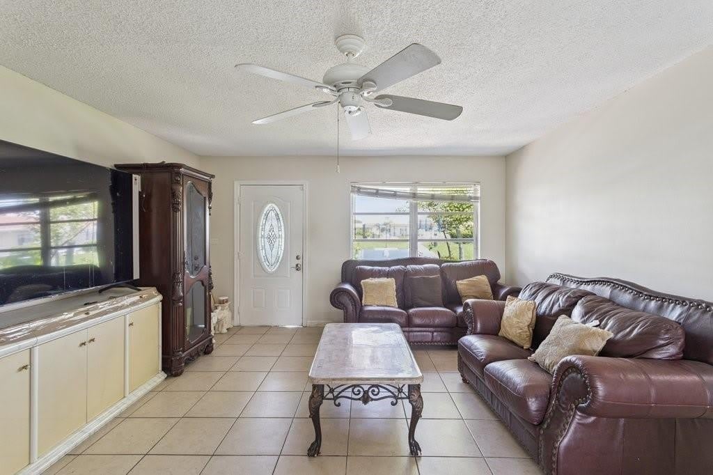 6708 NW 57th Drive – photo 5
