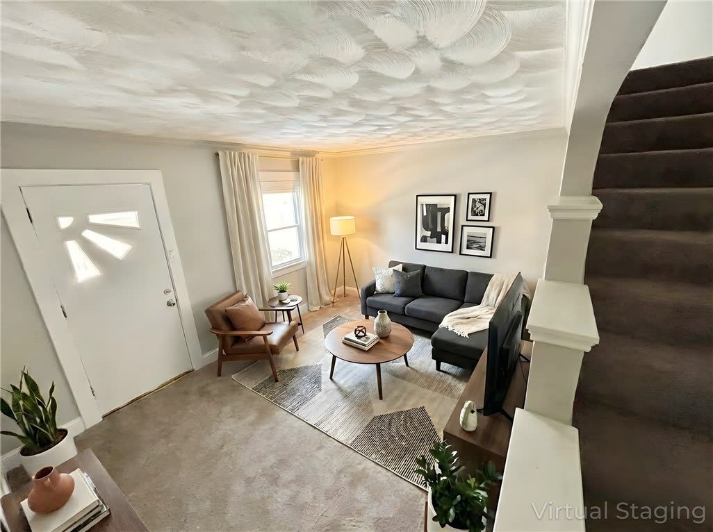 874 Vankirk St – photo 2