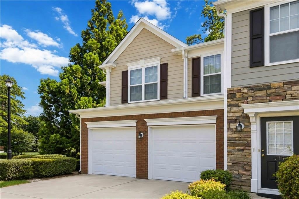 105 Finchley Drive – photo 2