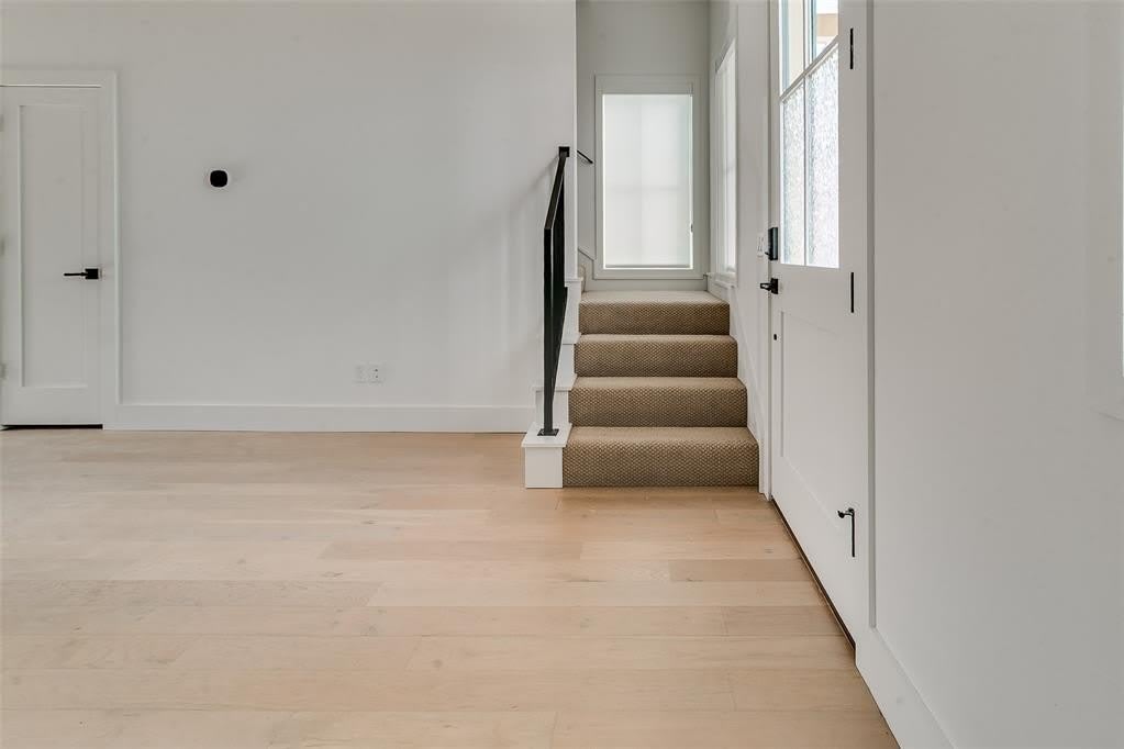1056 Hangar Drive – photo 4