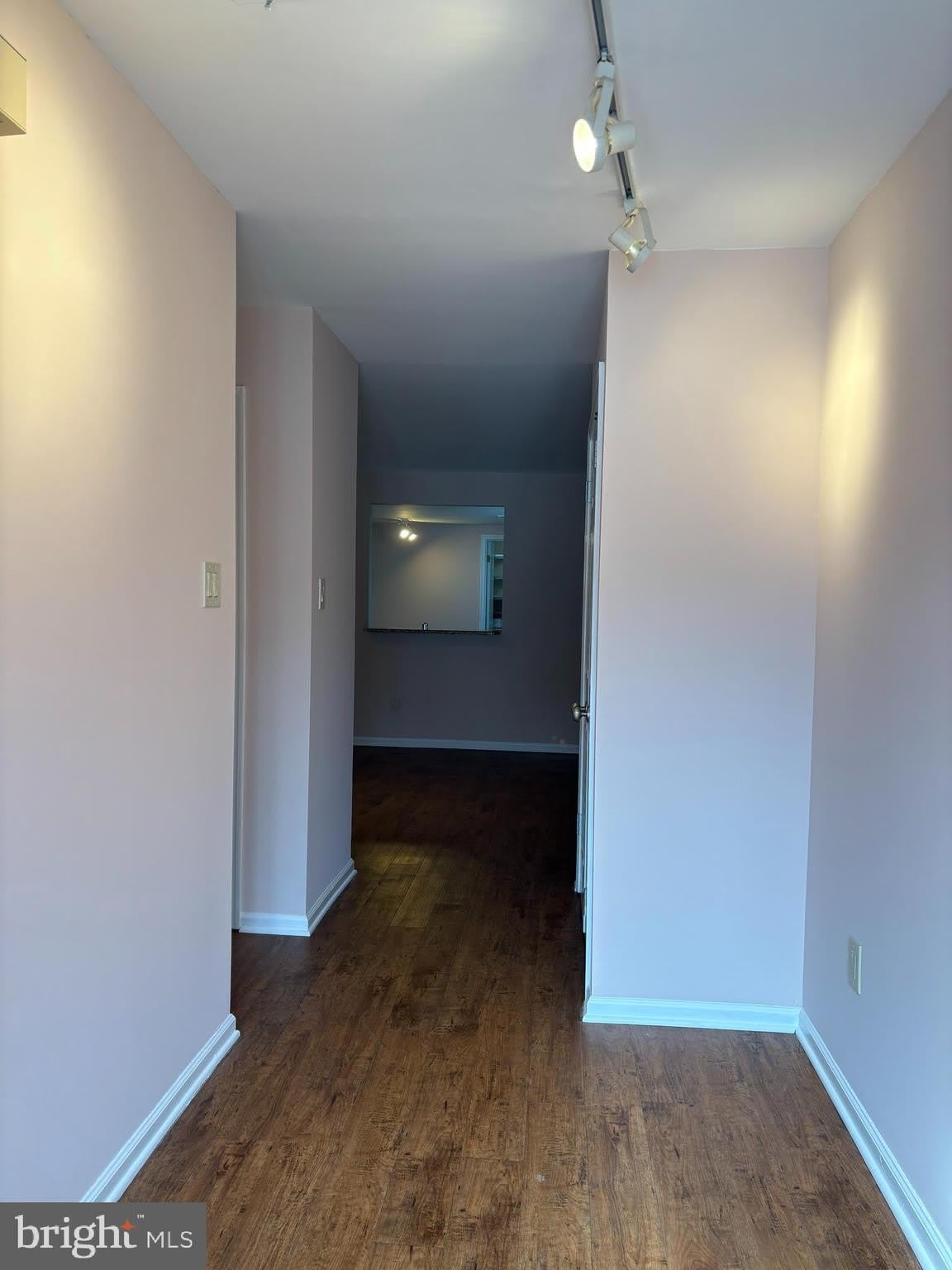 303 Mountainview Drive – photo 2