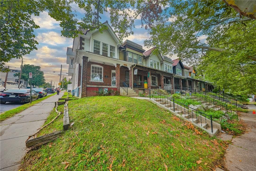 250 S 13th Street – photo 2