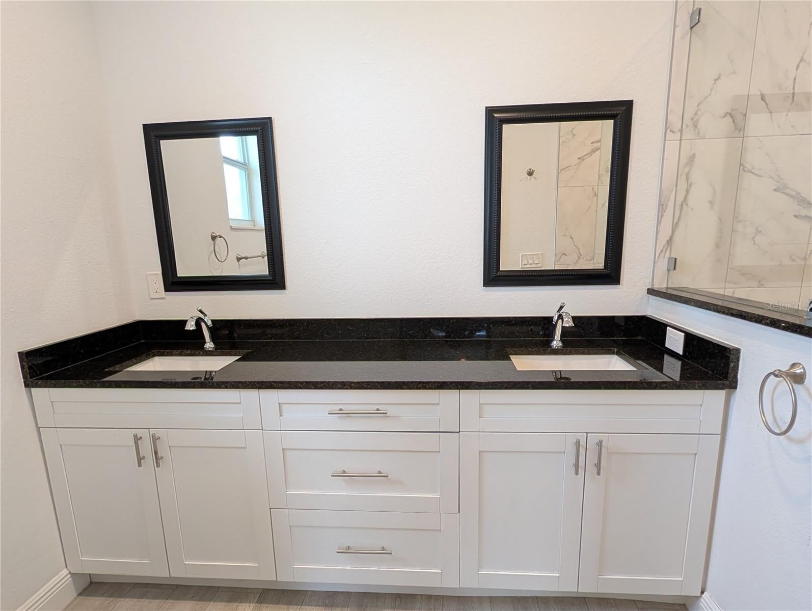 1643 JEANNIN Drive – photo 5