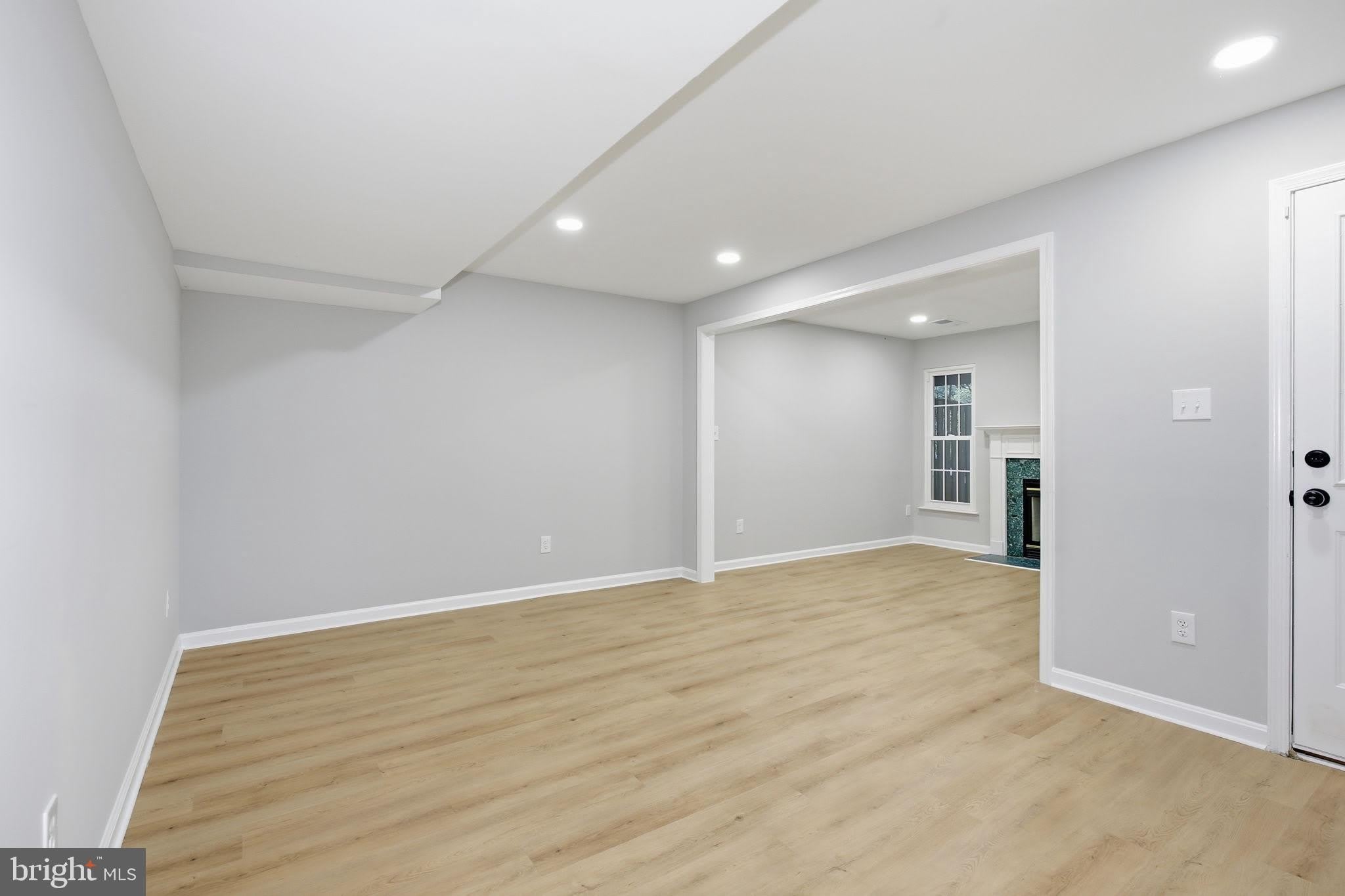 20411 DONCASTER – photo 4