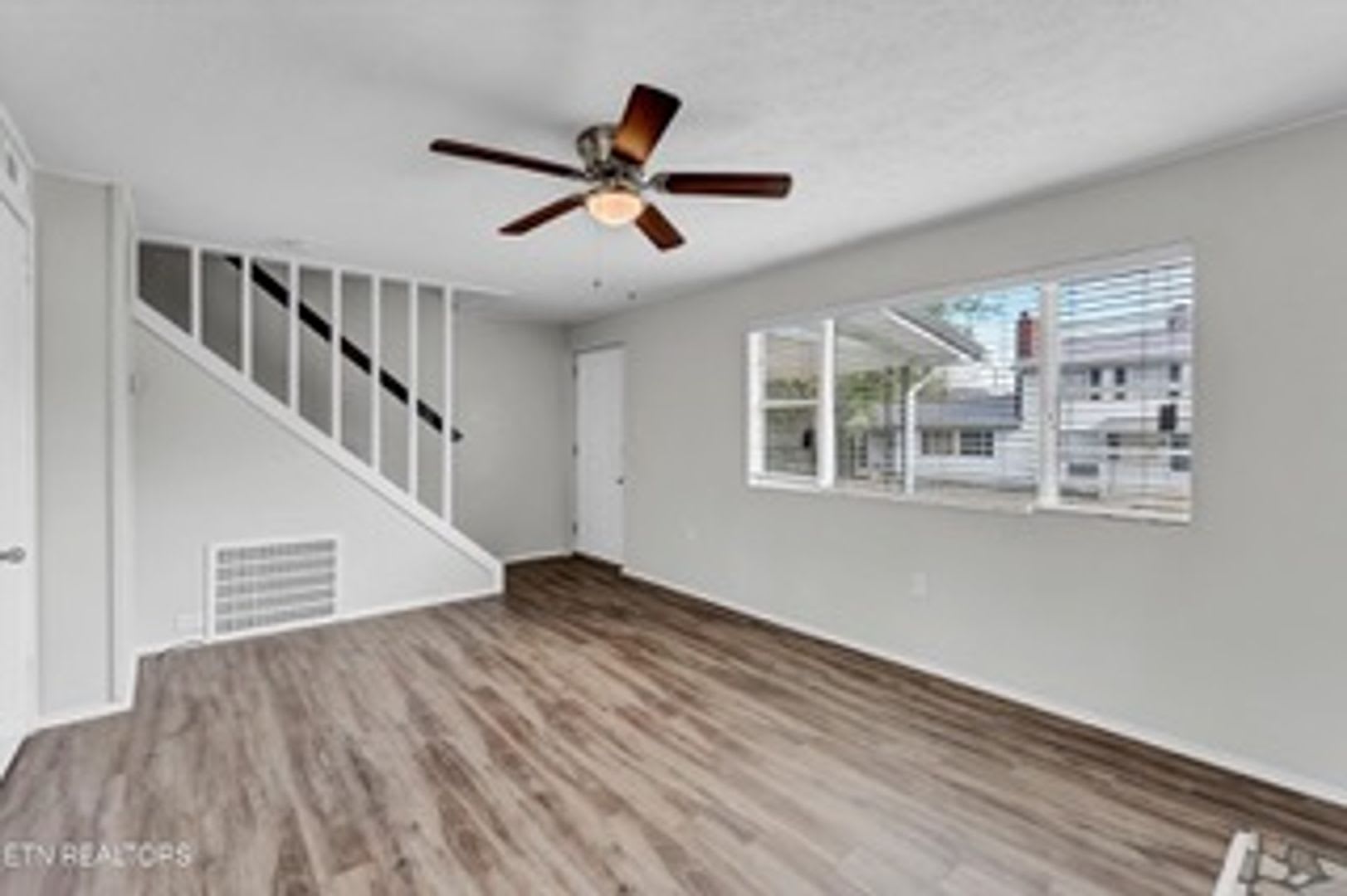 Oak Ridge 37830 Spacious Two Bedroom Townhome Coming Soon September 1 2026 – photo 3
