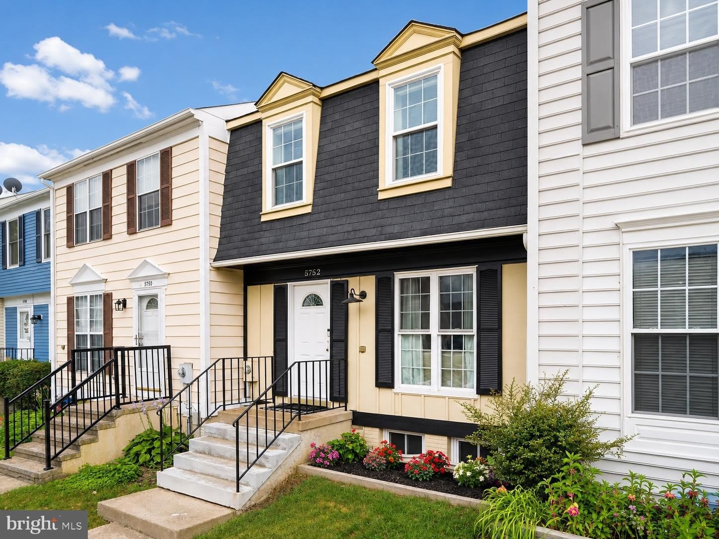 5752 SUNSET VIEW Lane – photo 1