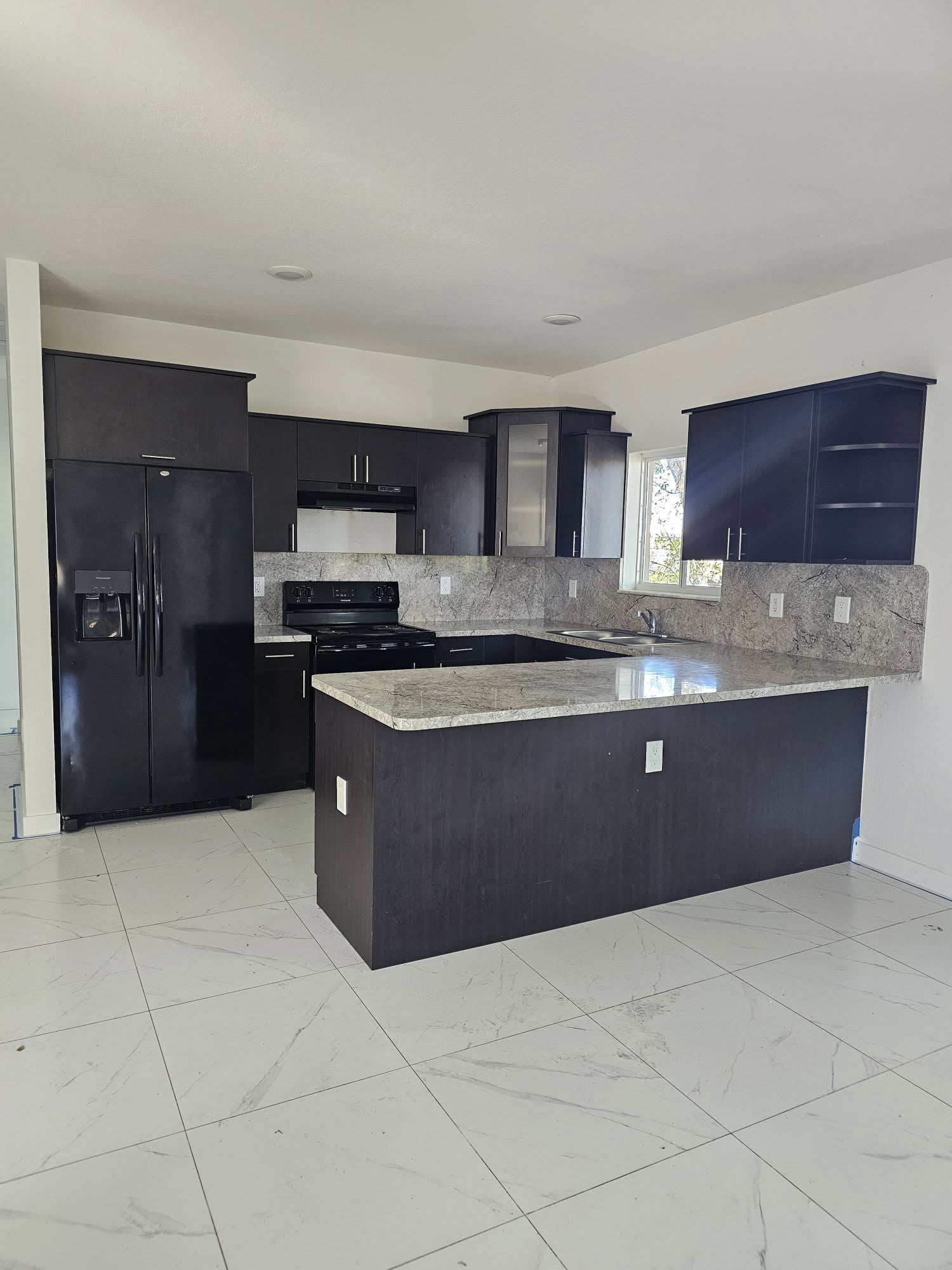 2758 Northwest 58Th Street – photo 1