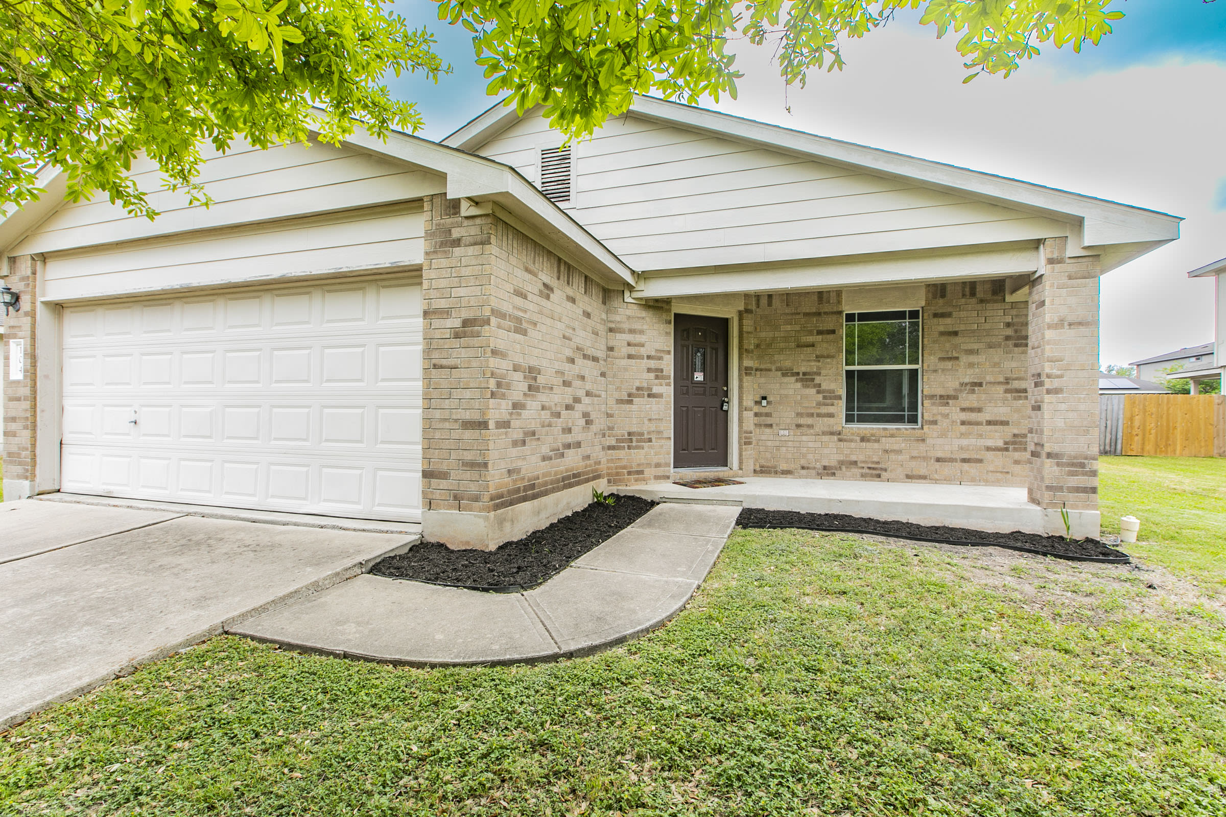 104 Easy Street – photo 1