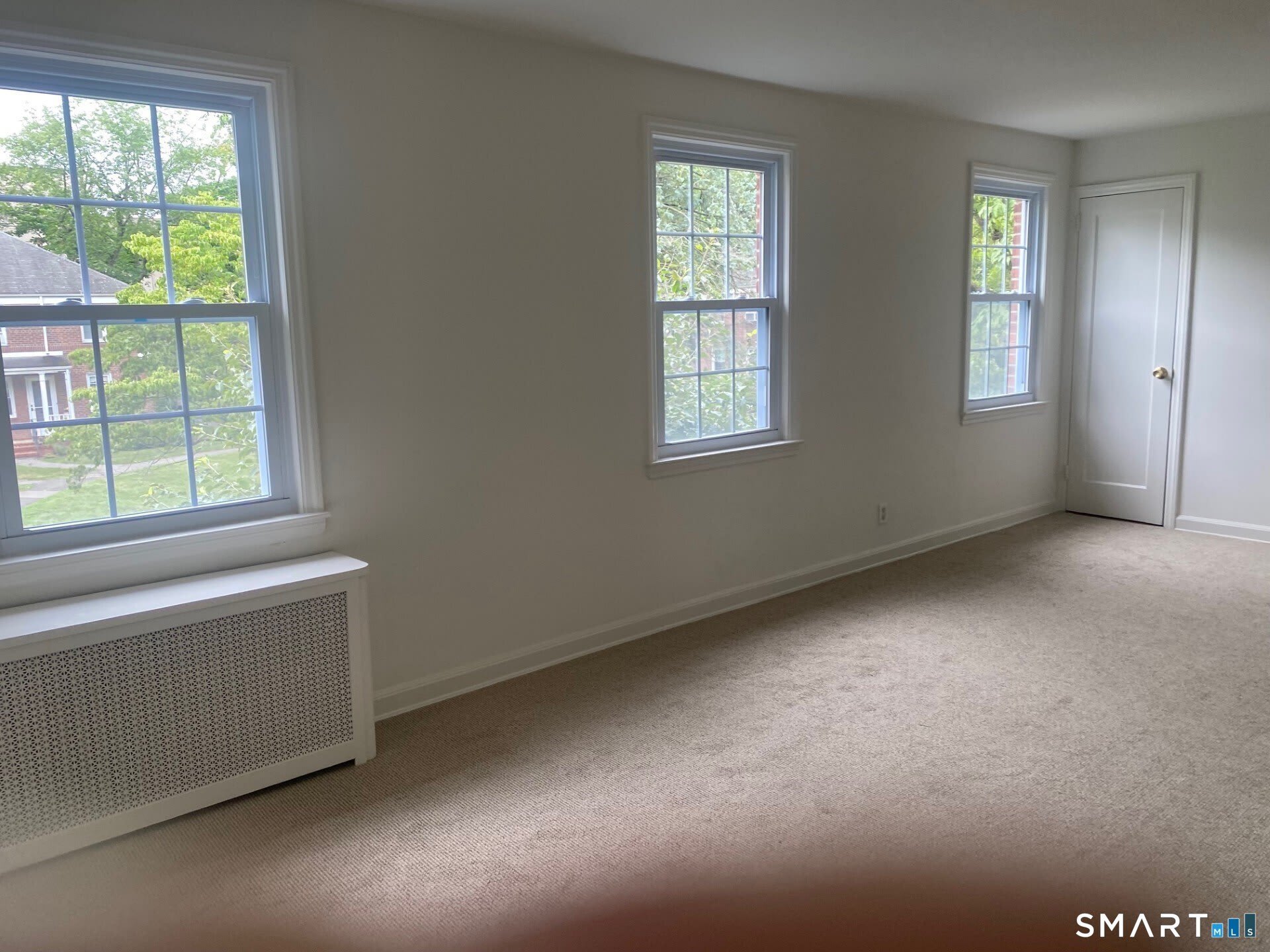 2475 Summer Street – photo 5