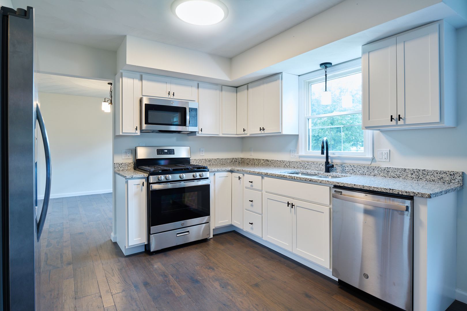 Welcome To 3017 Fairchild Ln – photo 3