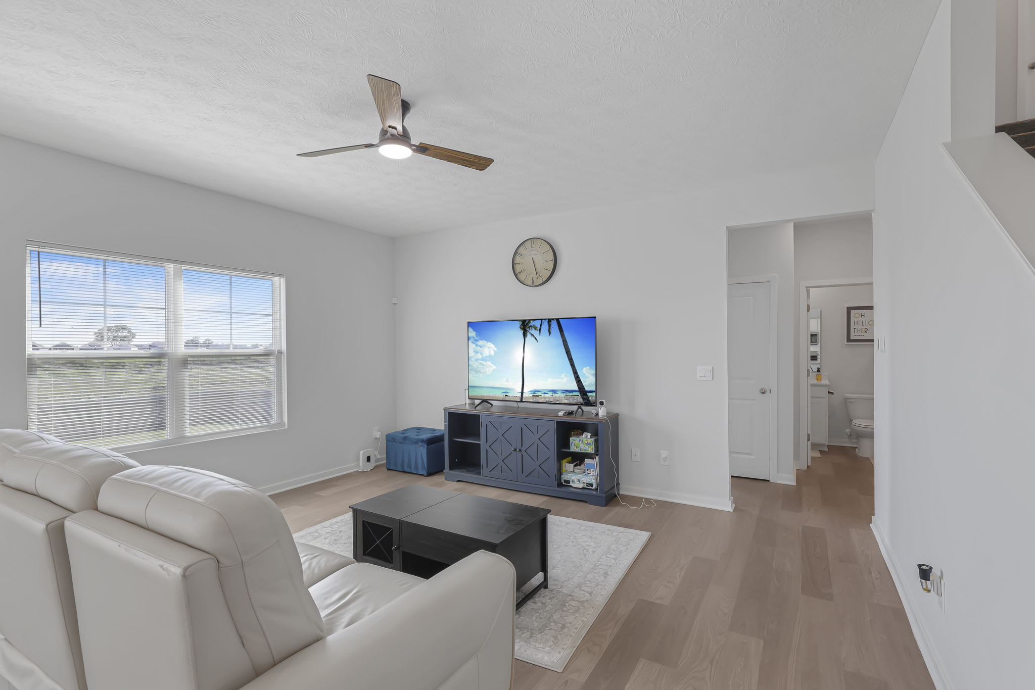 758 Leslie Drive – photo 4