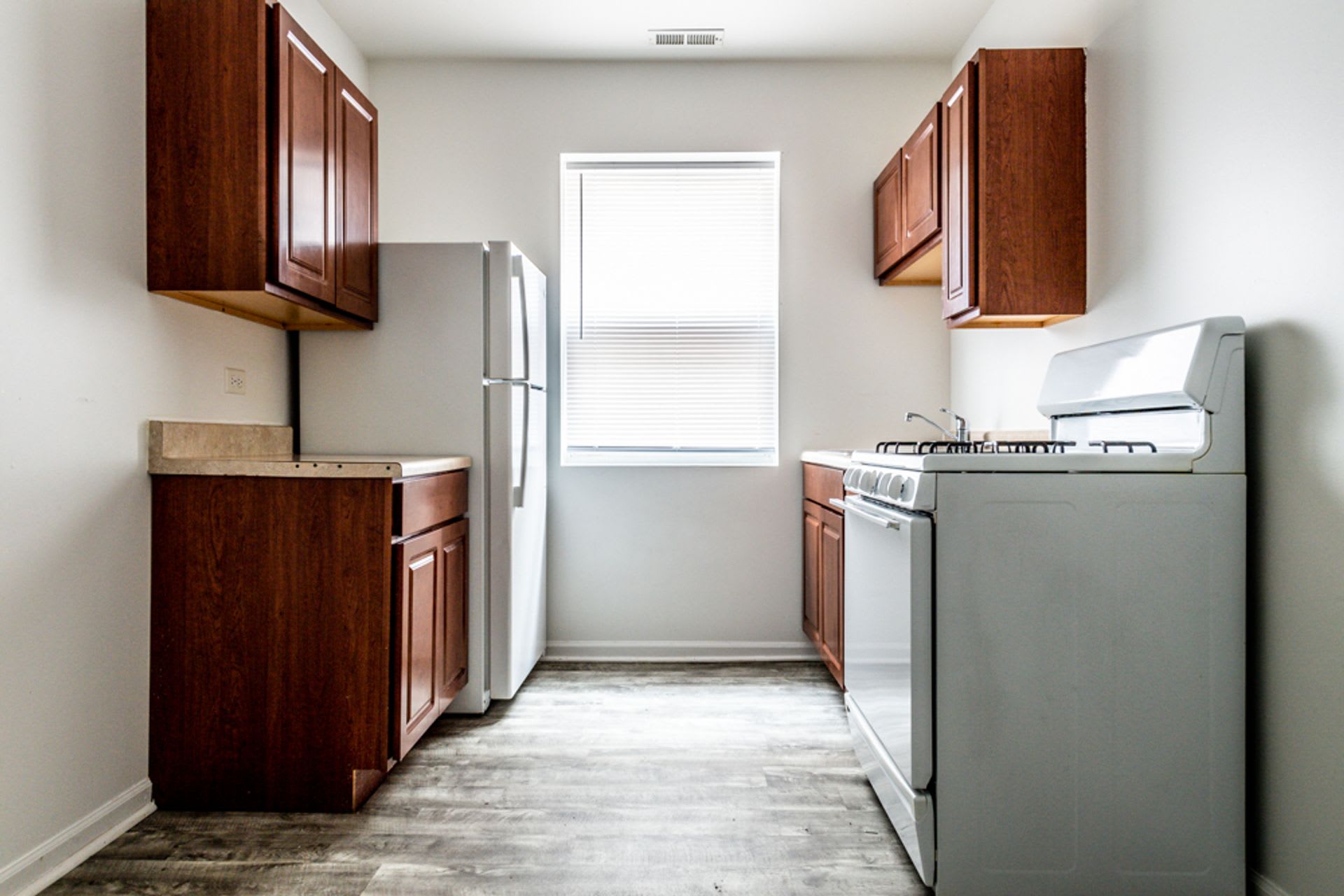5870 W Lake St – photo 4