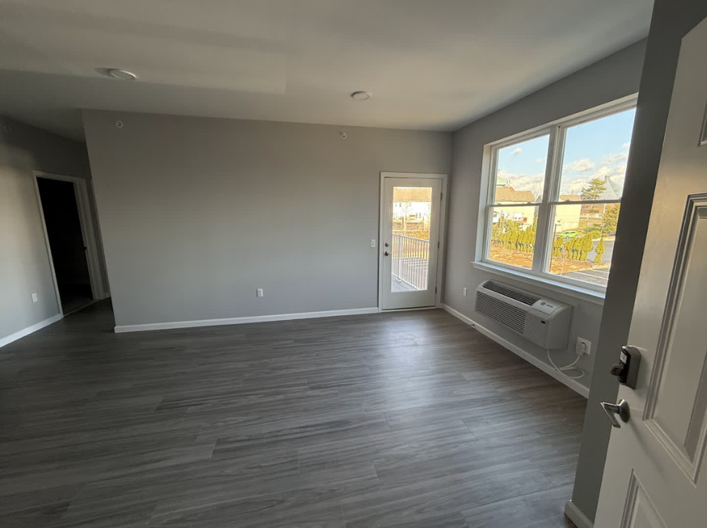 948 N Front Street unit: B3 – photo 5