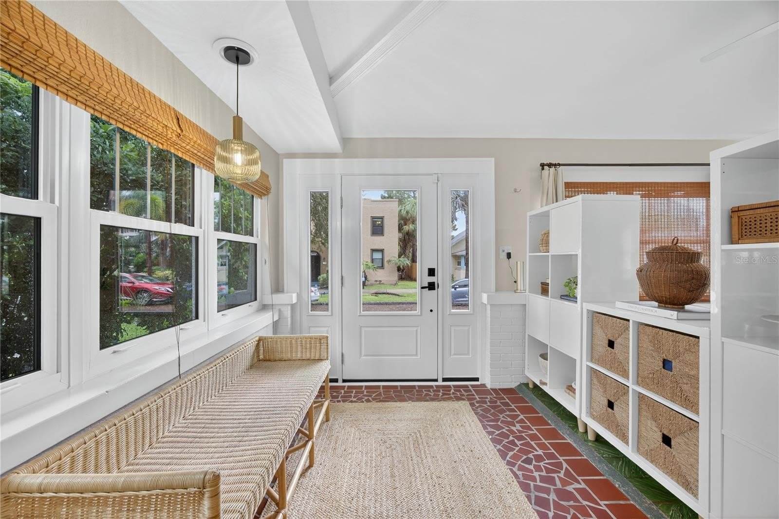 221 13Th Avenue Ne – photo 3