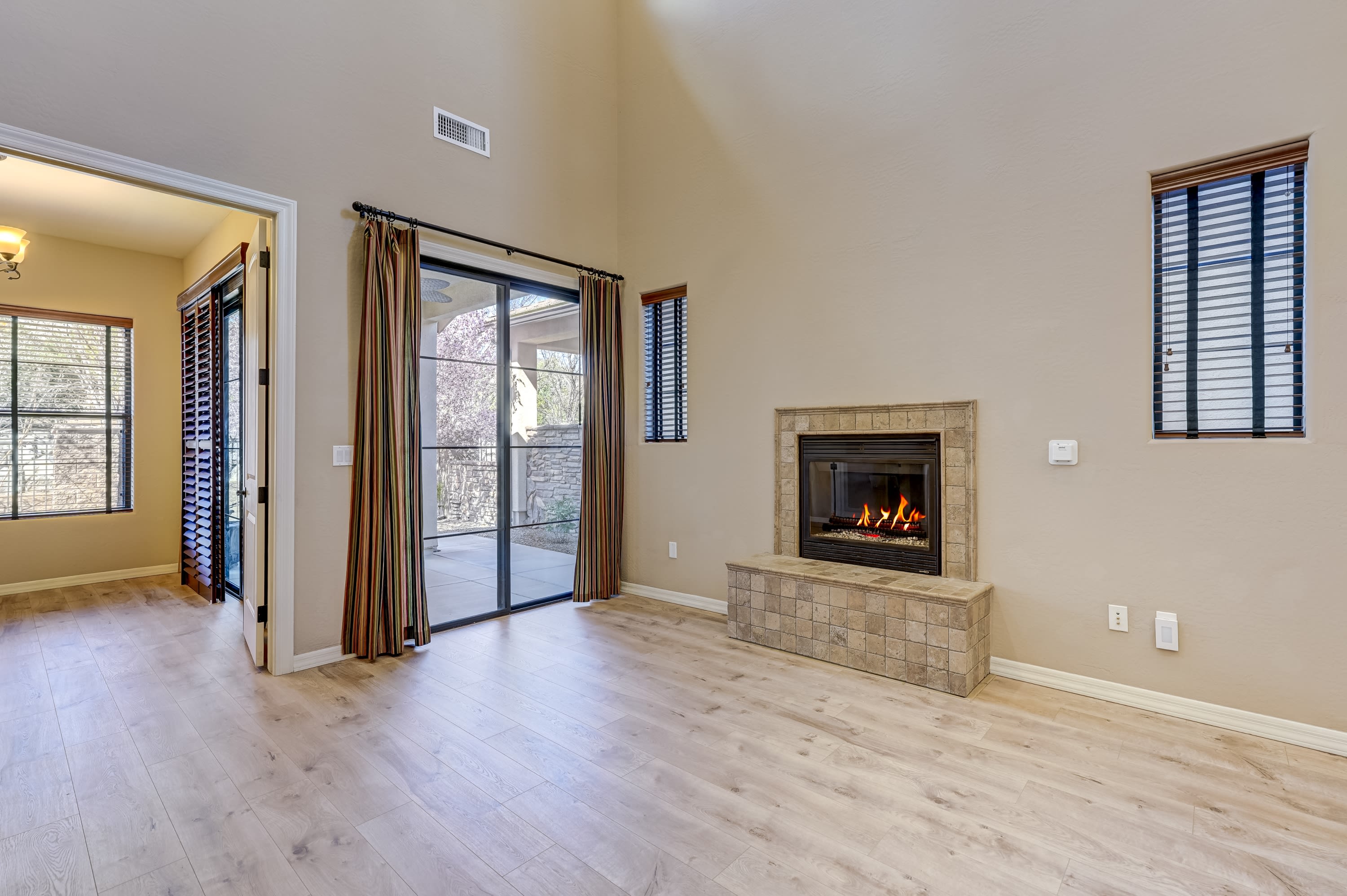 1894 Kensington Court – photo 5