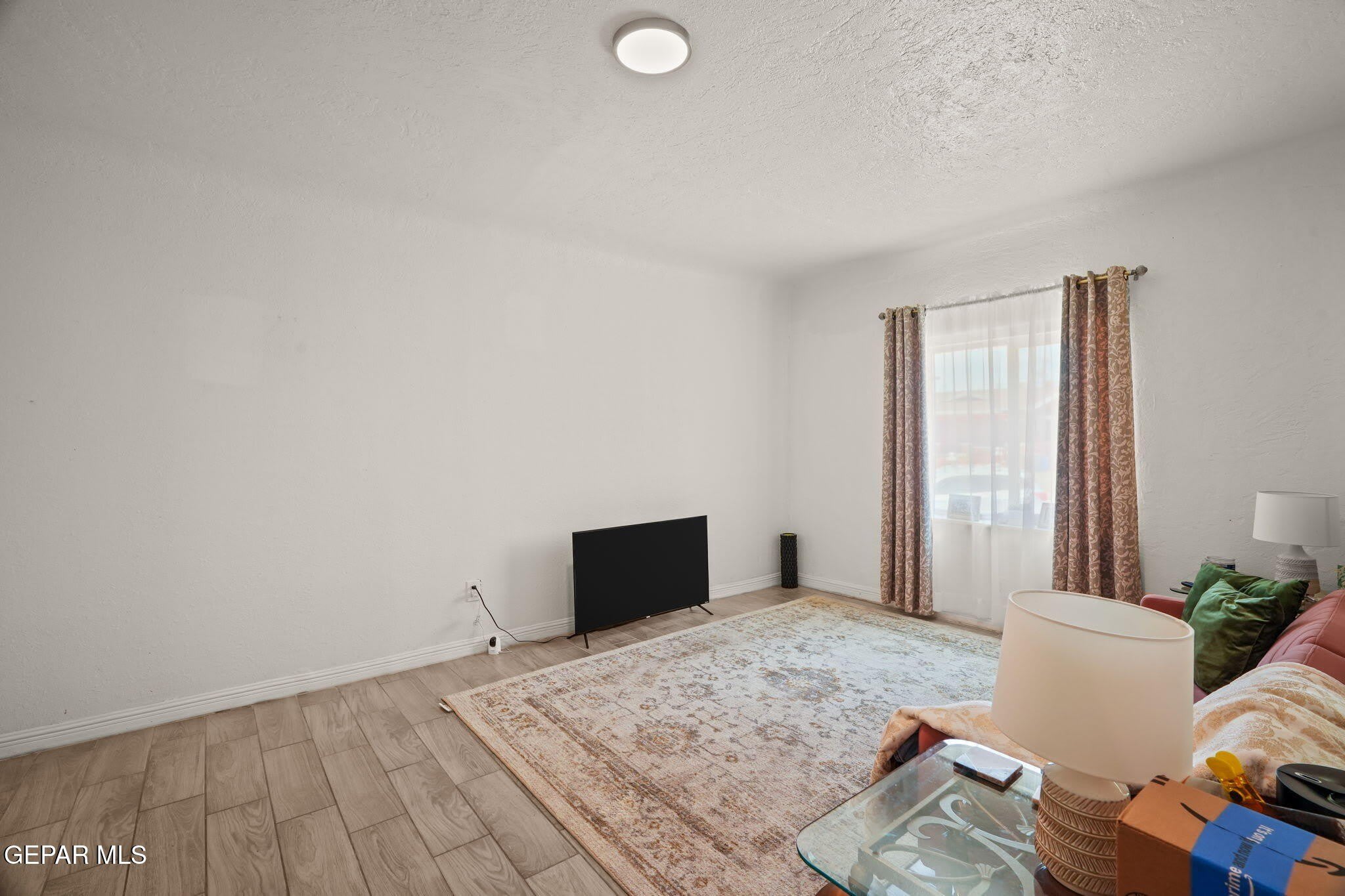 2805 GRANT Avenue – photo 4