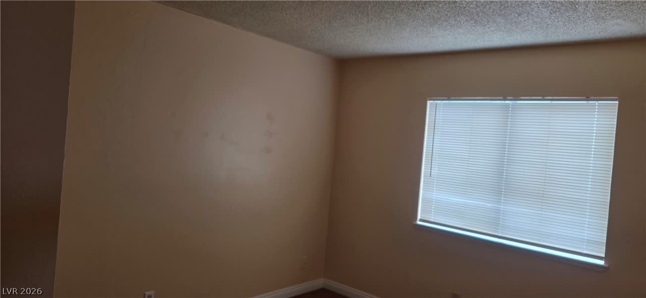 4459 Skyview Drive – photo 3