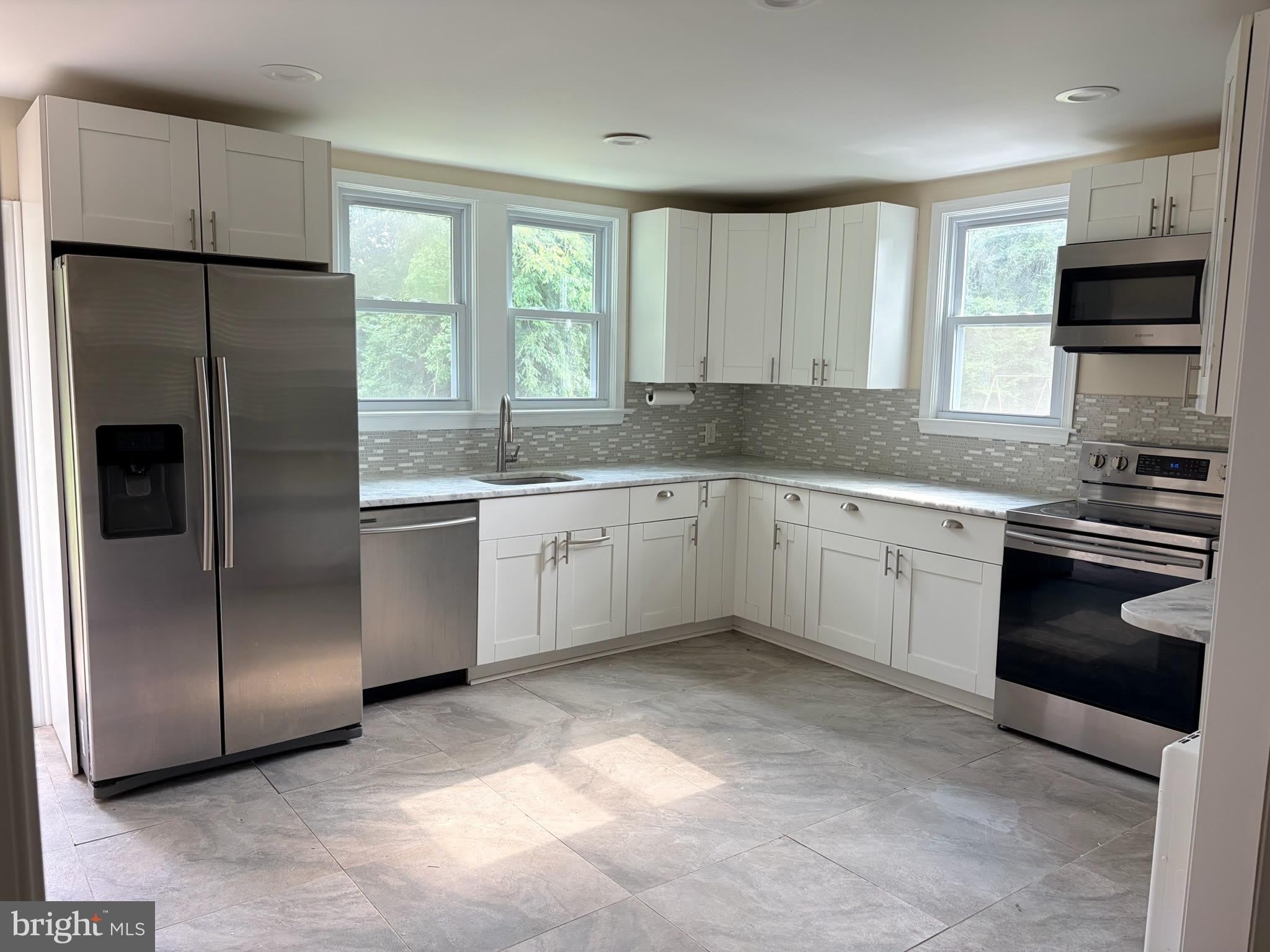 1011 CONCORD Road – photo 2