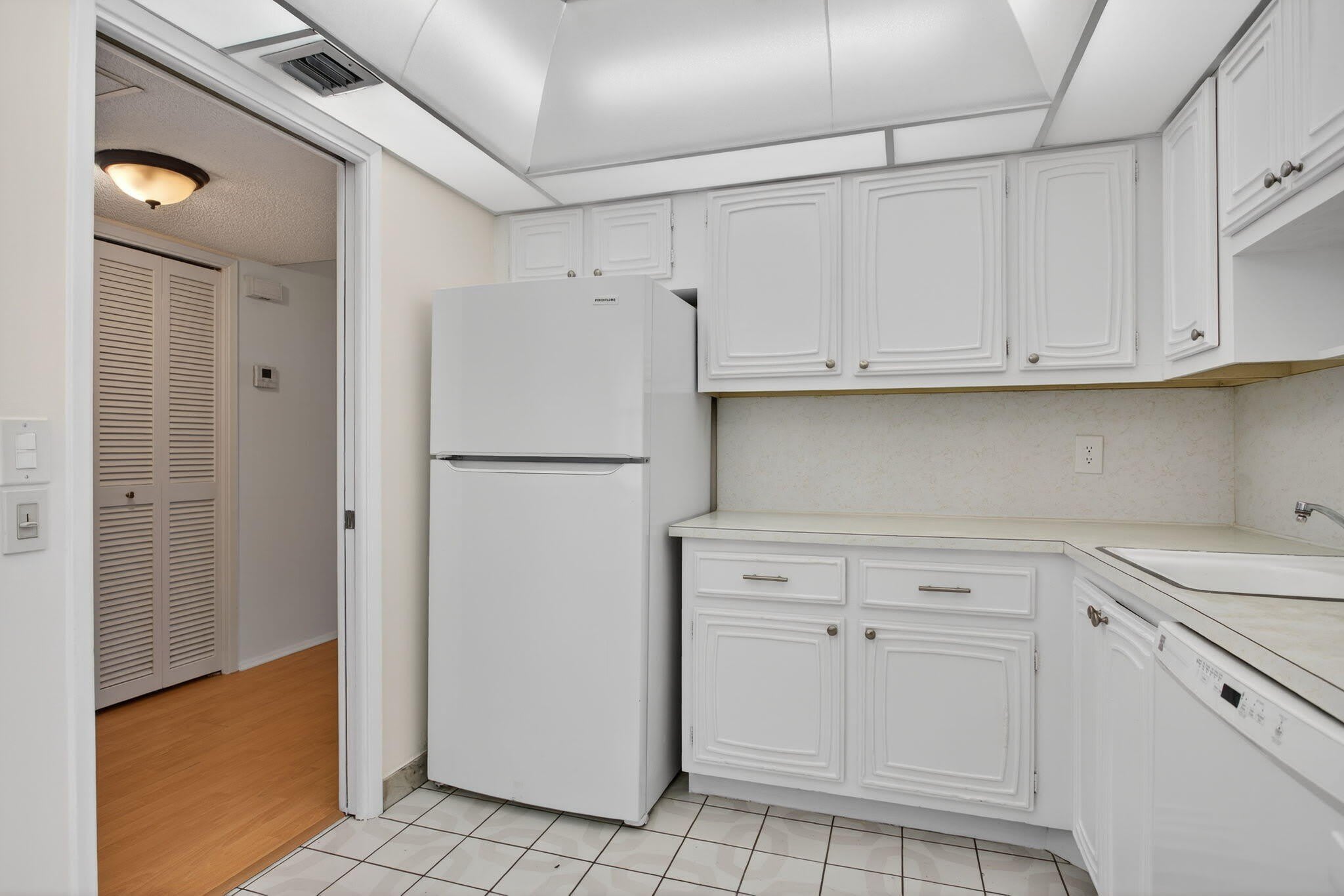 2651 S Palm Aire Drive – photo 5