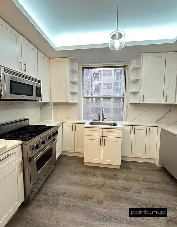 214 West 21st – photo 2