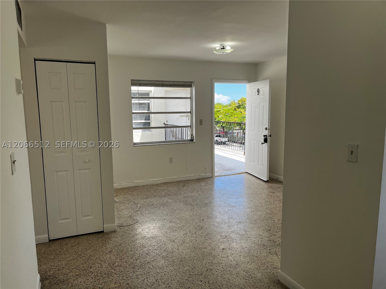 928 SW 30th Ave – photo 5