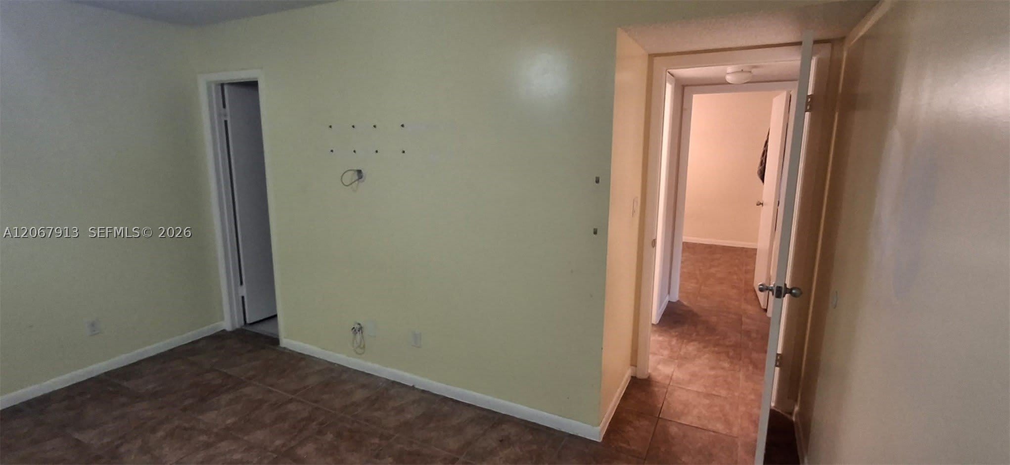1276 SW 113th Ter – photo 4