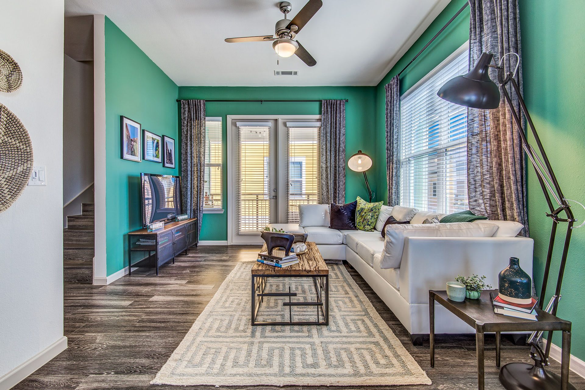 Hebron 121 Station Apartments – photo 3