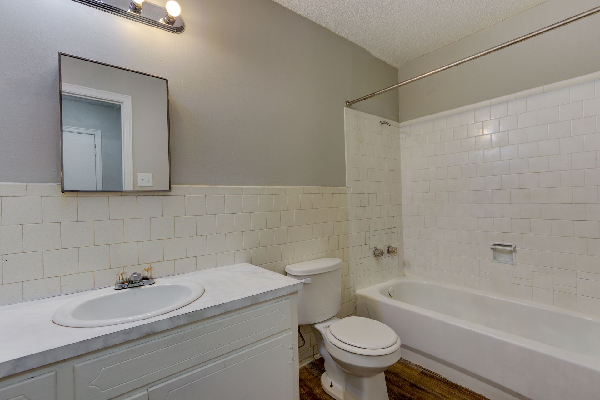 The View: 1 & 2 Bedroom Apartments with All Inclusive Utilities Option – photo 3