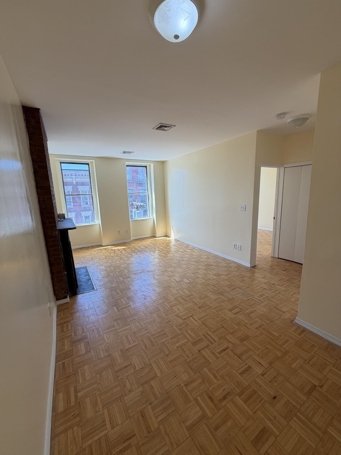 348 Grove St – photo 2