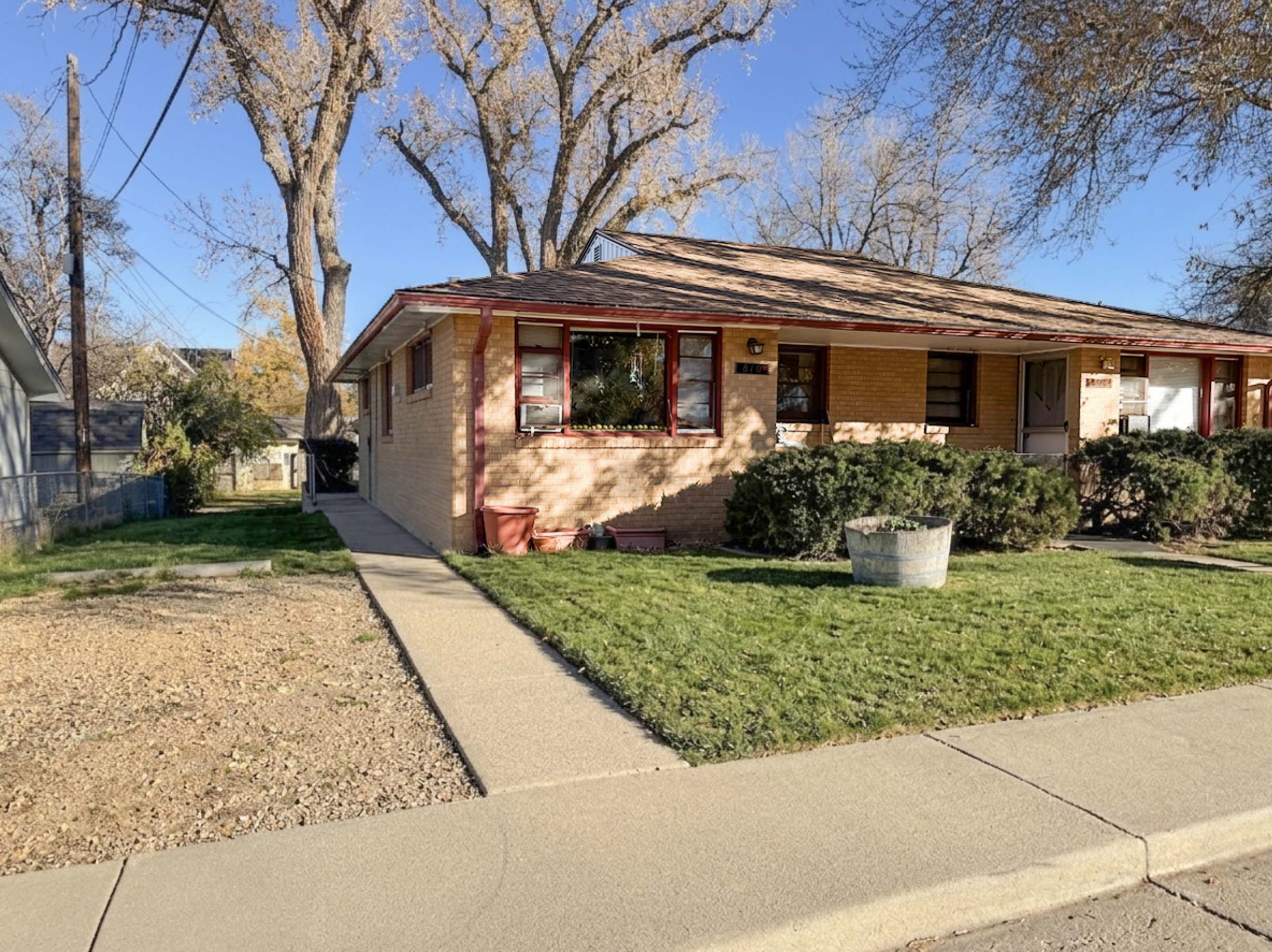 808 Apple Court – photo 1