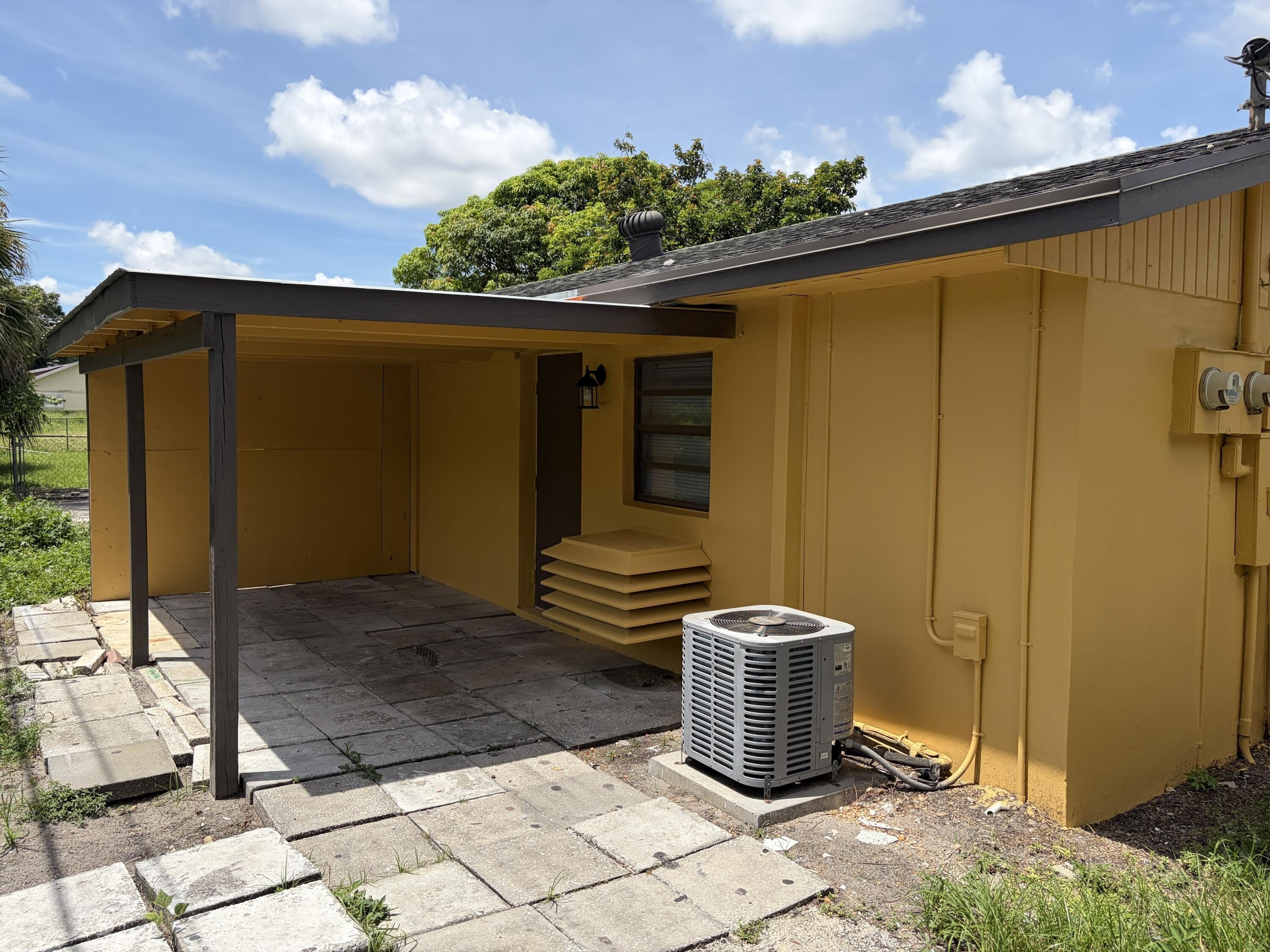 2320 SUNRISE Drive – photo 2