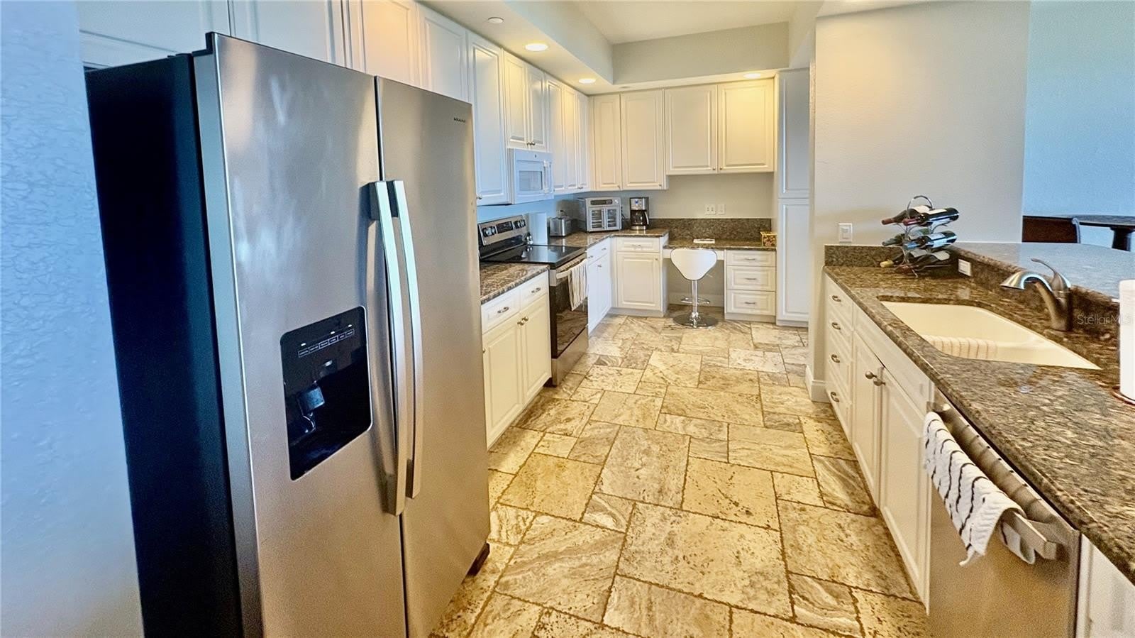 261 MINORCA BEACH WAY 702 – photo 3