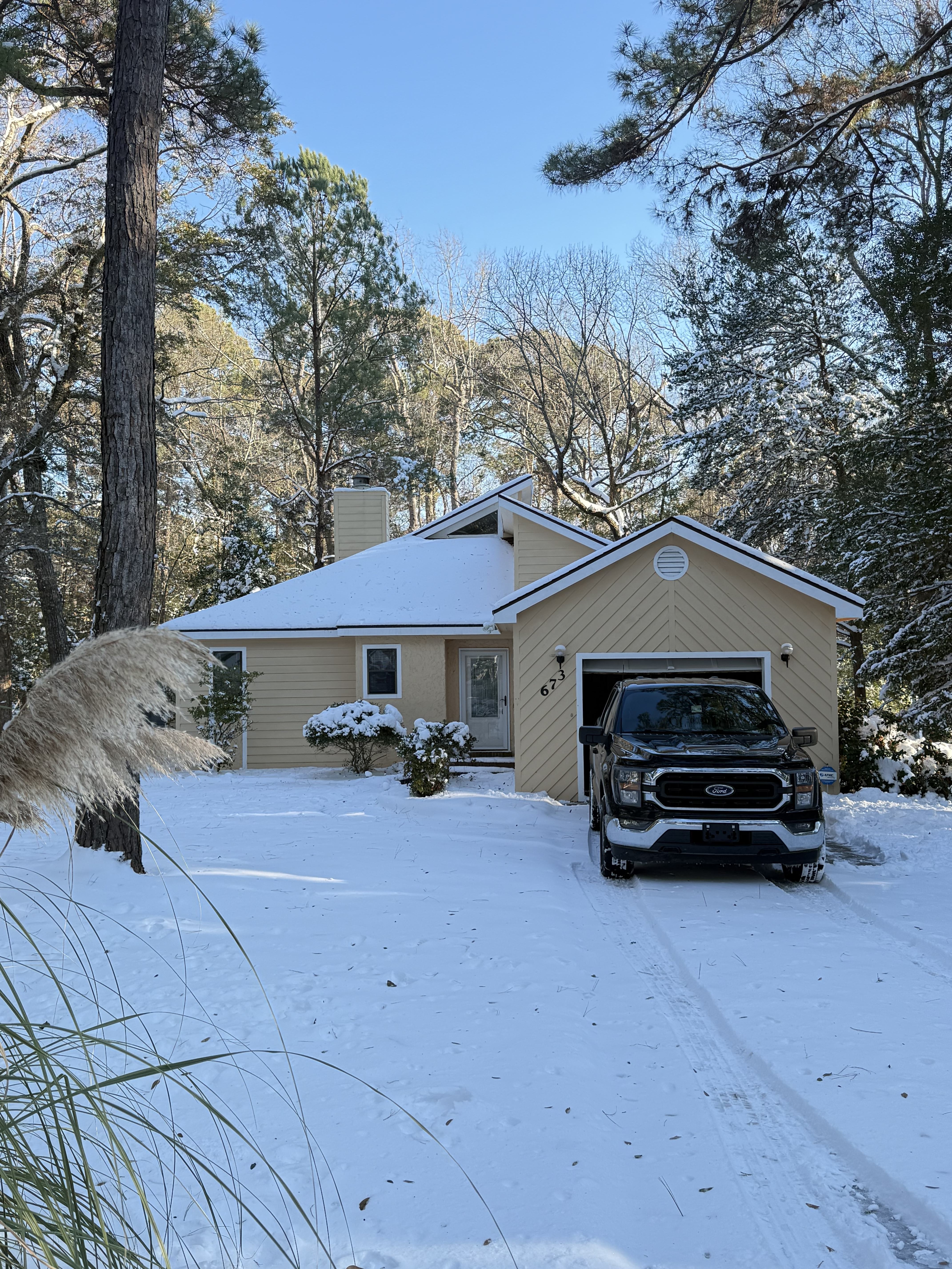 673 Folly Drive – photo 2