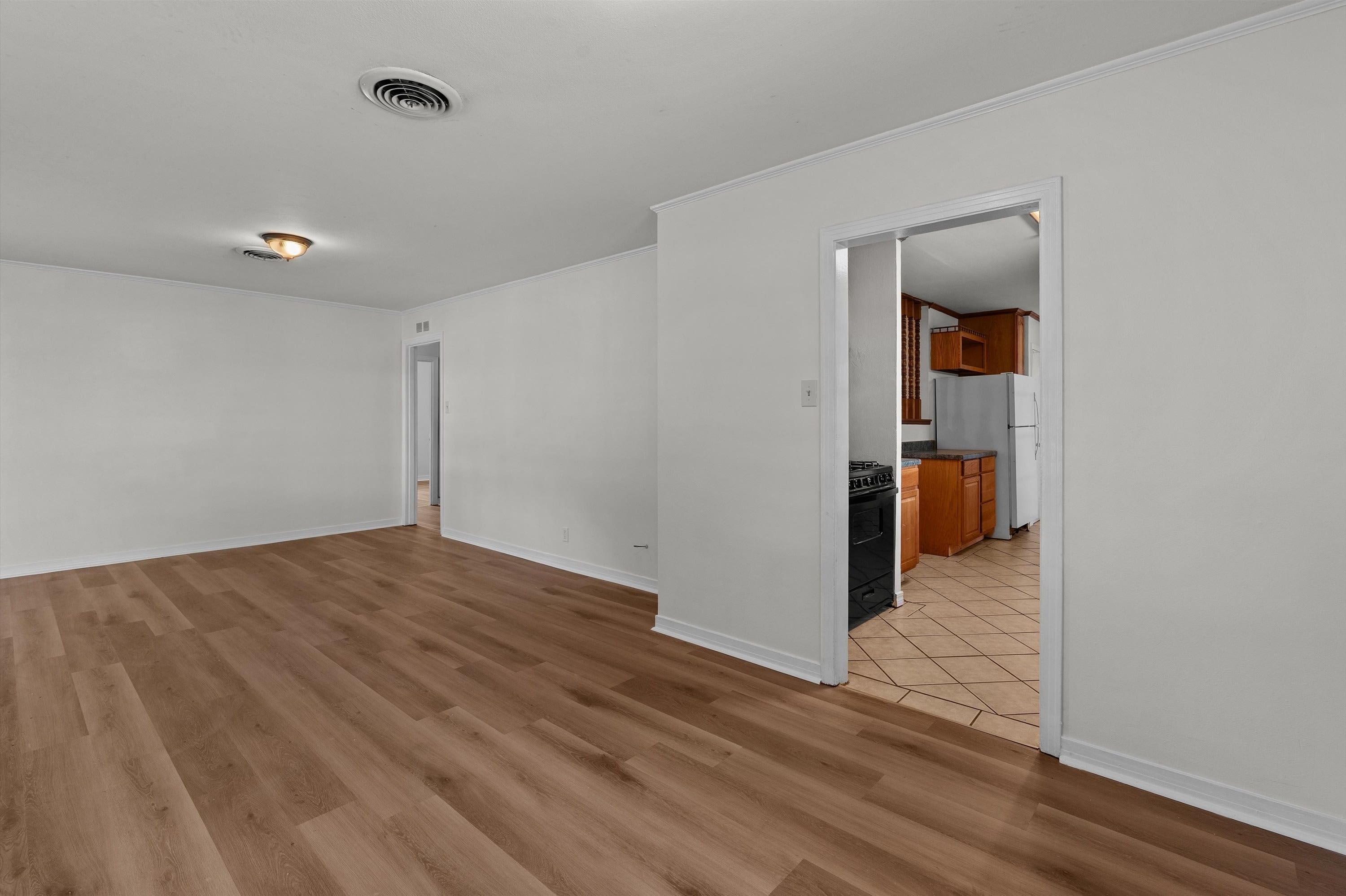 826 Martha Lane – photo 3