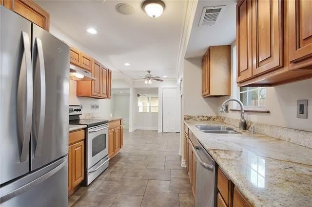 359 39TH Street – photo 2