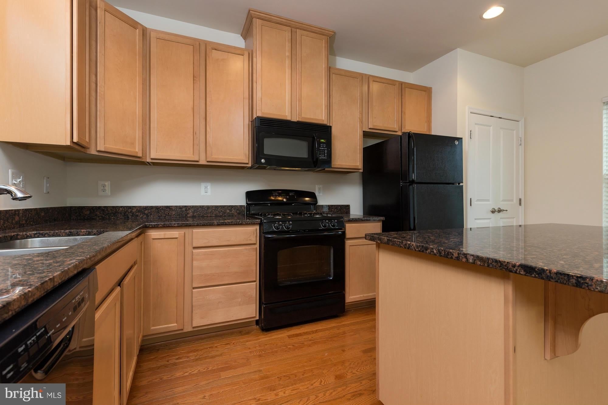 4548 Alliance Way – photo 3