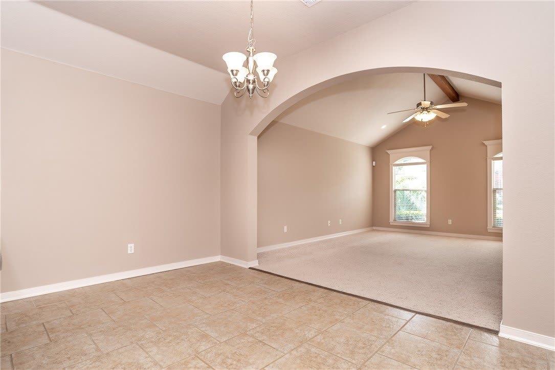 3106 SW Hillstone Avenue – photo 5