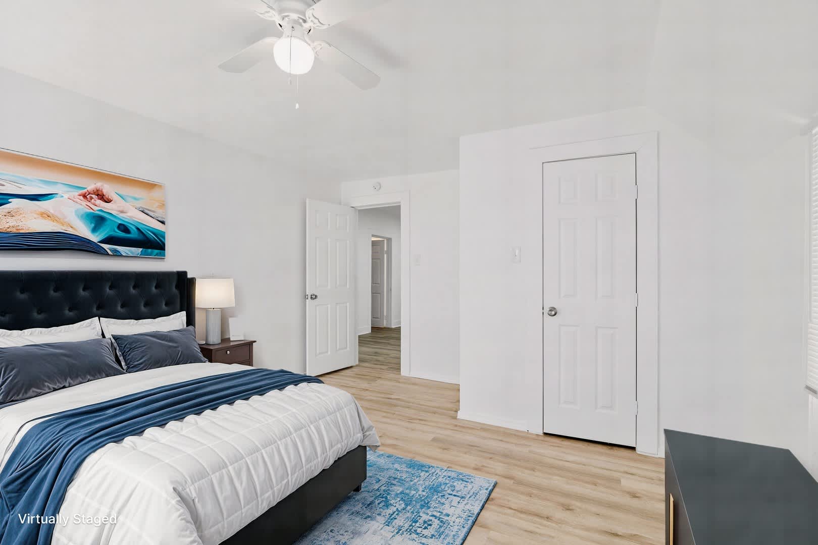 Cozy Renovated 3-Bedroom Duplex Apartment in Sherman – photo 5