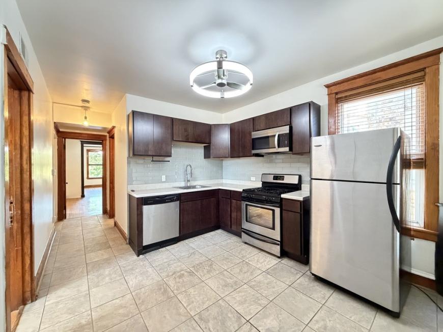 1436 Central Park – photo 2