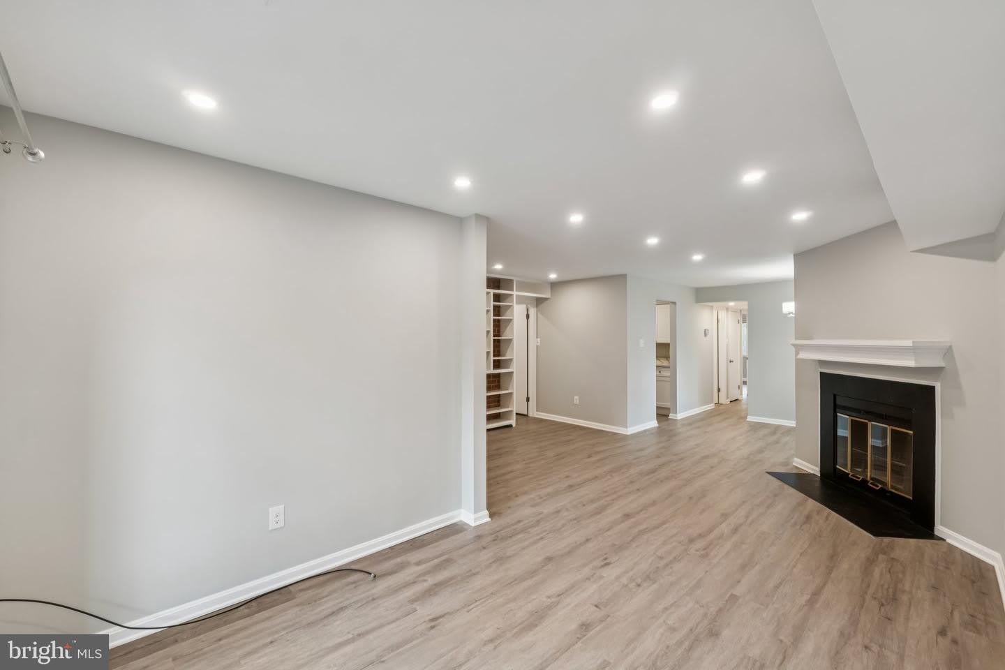 3437 SUMMIT CT NE #3437 – photo 5