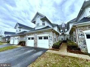 13884 GREENDALE Drive – photo 1