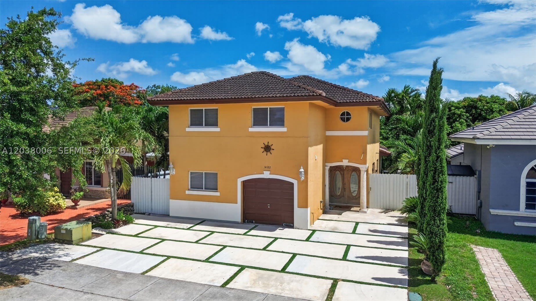 14102 SW 167th Ter – photo 2