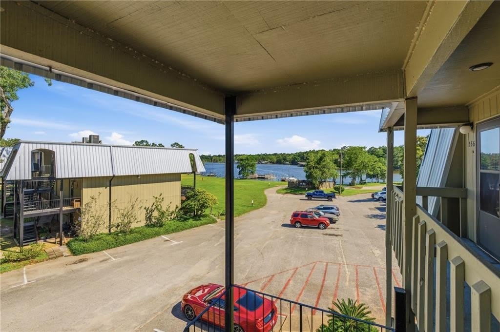 337 Riverbend Drive – photo 3