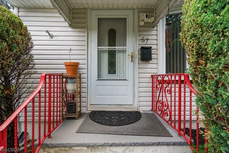 57 Ivanhoe Ter – photo 3